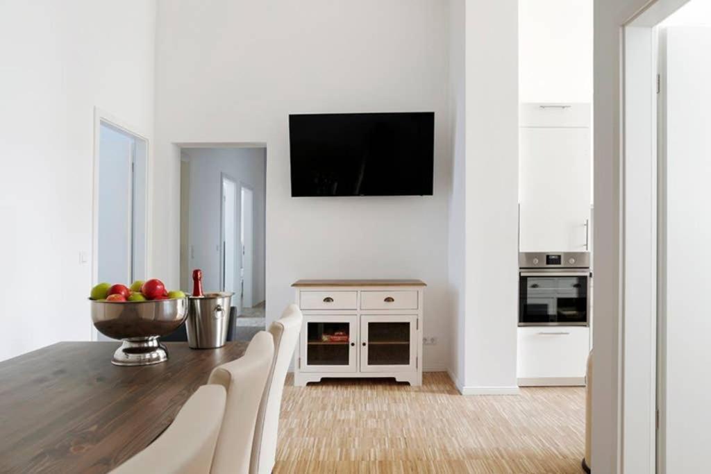Sc 06 By Rockchair Apartments L Superhost Status L 4 Bedrooms Boxspringbeds 2 Bathrooms Balcony Elevator - Cozy Family & Business Flair Welcomes You! Berlin Eksteriør bilde